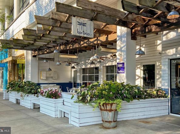 7526 Walnut Hill Lane, Falls Church VA 22042