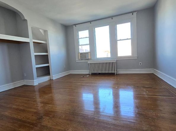 2308 Fuller, Philadelphia PA 19019