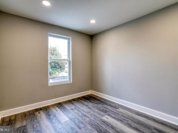 160 East Street, Philadelphia PA 19127