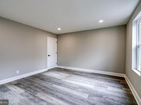 160 East Street, Philadelphia PA 19127