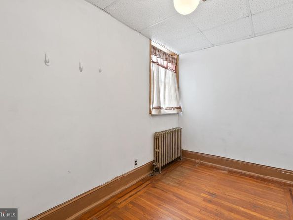 933 Cross Street, Philadelphia PA 19147