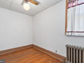 933 Cross Street, Philadelphia PA 19147