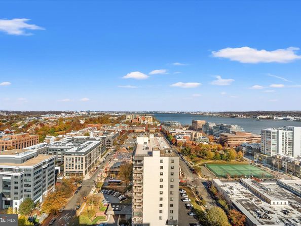 400 Madison Street 304, Alexandria VA 22314