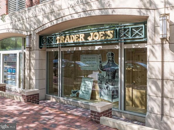 400 Madison Street 304, Alexandria VA 22314