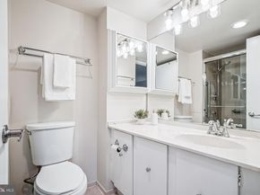 400 Madison Street 304, Alexandria VA 22314