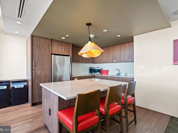 400 Madison Street 304, Alexandria VA 22314