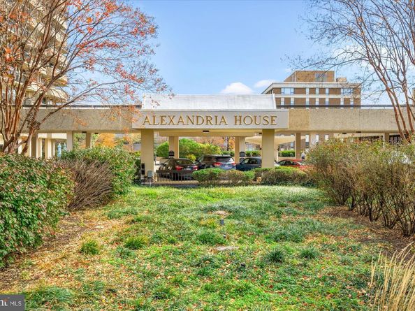 400 Madison Street 304, Alexandria VA 22314