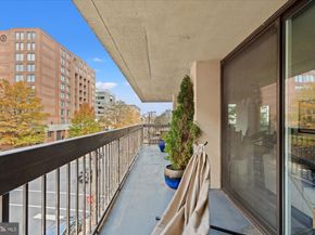 400 Madison Street 304, Alexandria VA 22314