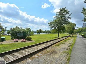 400 Madison Street 304, Alexandria VA 22314