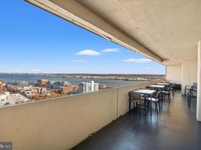 400 Madison Street 304, Alexandria VA 22314