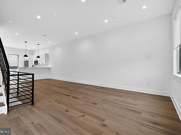 6522 Magnolia Street, Philadelphia PA 19119