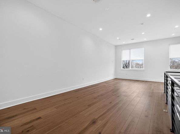 6522 Magnolia Street, Philadelphia PA 19119