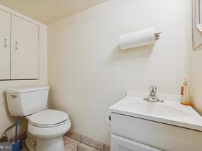 1423 S 8TH Street, Philadelphia PA 19147