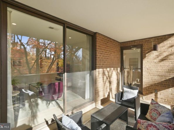 4990 Sentinel Drive 405, Bethesda MD 20816