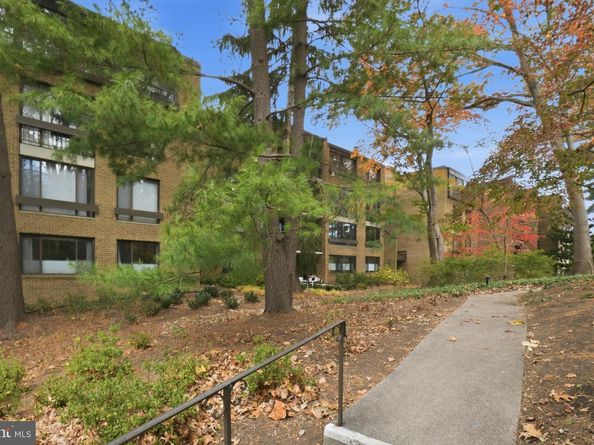 4990 Sentinel Drive 405, Bethesda MD 20816