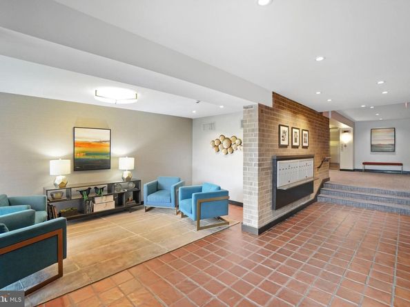 4990 Sentinel Drive 405, Bethesda MD 20816