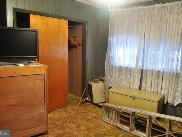 2630 S Hutchinson Street, Philadelphia PA 19148