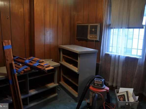 2630 S Hutchinson Street, Philadelphia PA 19148