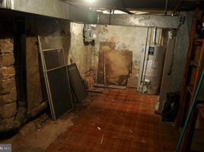 2630 S Hutchinson Street, Philadelphia PA 19148