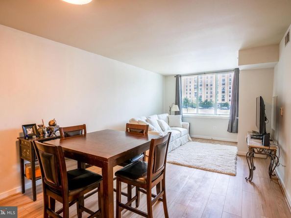 1000 New Jersey Avenue SE 216, Washington DC 20003