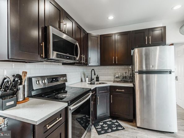 617 E Locust Avenue, Philadelphia PA 19144