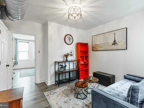 617 E Locust Avenue, Philadelphia PA 19144