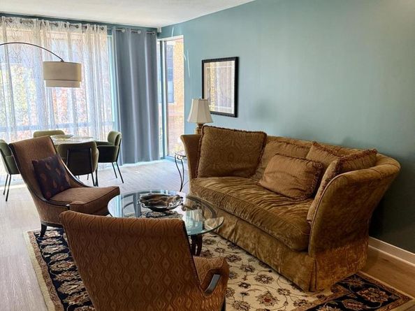 1117 10TH Street NW 301, Washington DC 20001