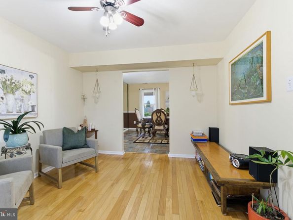 744 Fairbridge Drive, Fairless Hills PA 19030