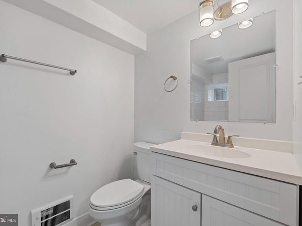 113 R Street NE, Washington DC 20002