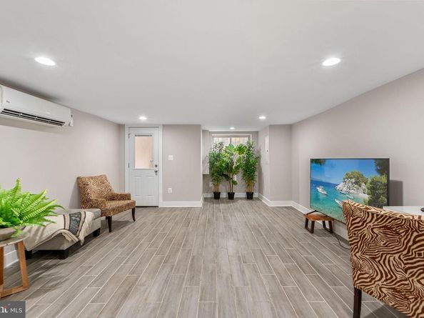 113 R Street NE, Washington DC 20002