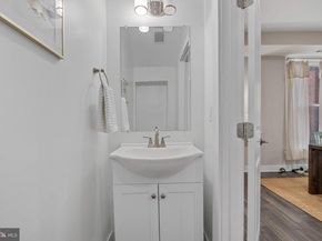 113 R Street NE, Washington DC 20002