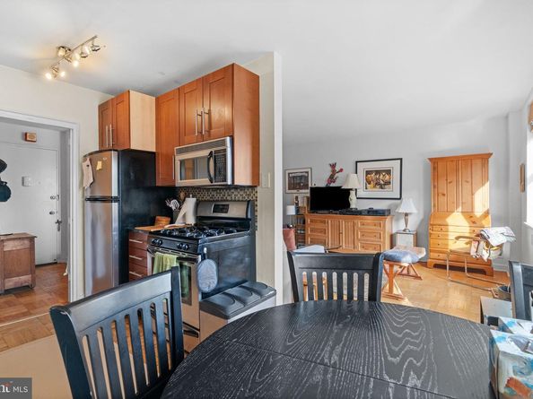 2601 Pennsylvania Avenue 1132, Philadelphia PA 19130