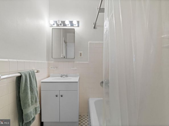 2601 Pennsylvania Avenue 1132, Philadelphia PA 19130