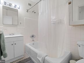 2601 Pennsylvania Avenue 1132, Philadelphia PA 19130