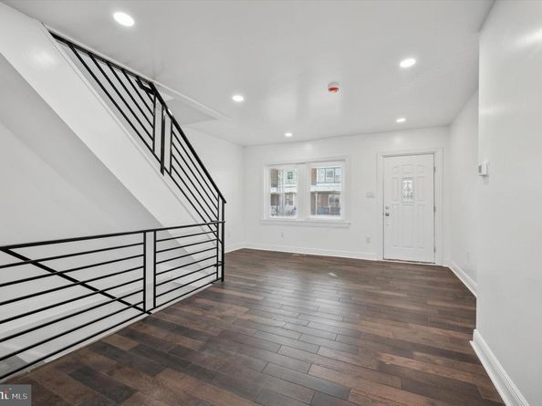 6733 N Woodstock Street, Philadelphia PA 19138