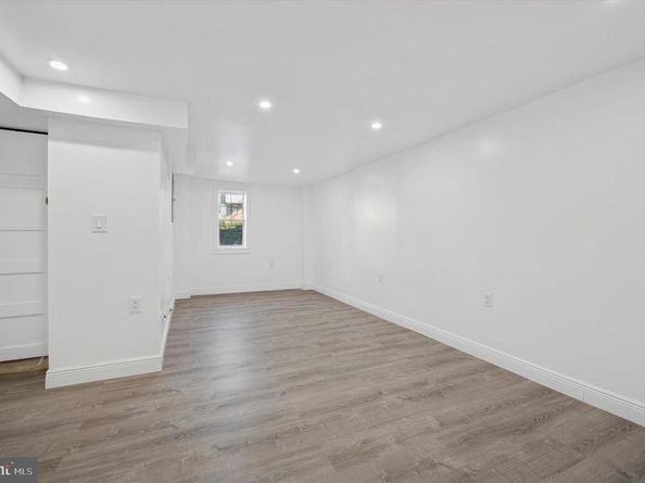 6733 N Woodstock Street, Philadelphia PA 19138