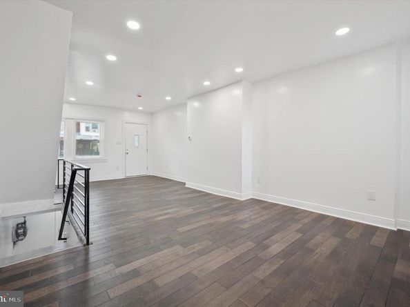 6733 N Woodstock Street, Philadelphia PA 19138