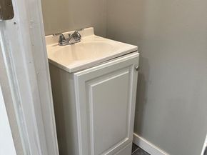 5712 Springfield Avenue, Philadelphia PA 19143