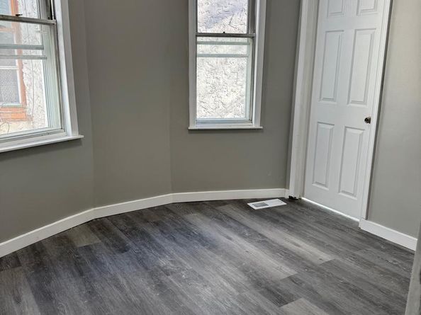 5712 Springfield Avenue, Philadelphia PA 19143