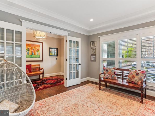 5502 Roosevelt Street, Bethesda MD 20817