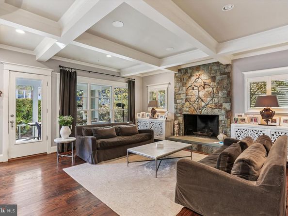 5502 Roosevelt Street, Bethesda MD 20817