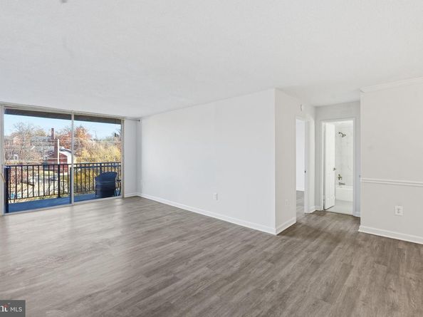 4600 S Four Mile Run Drive 613, Arlington VA 22204