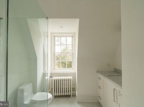 422 W Chestnut Hill Avenue, Philadelphia PA 19118