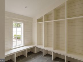 422 W Chestnut Hill Avenue, Philadelphia PA 19118