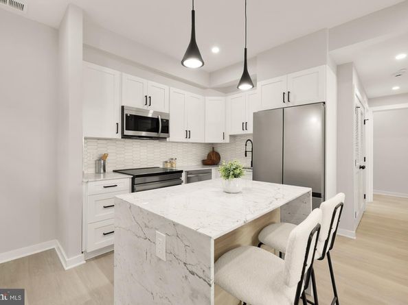 2606 41st Street NW 1, Washington DC 20007