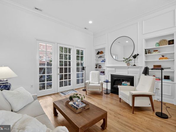 203 Princess Street, Alexandria VA 22314