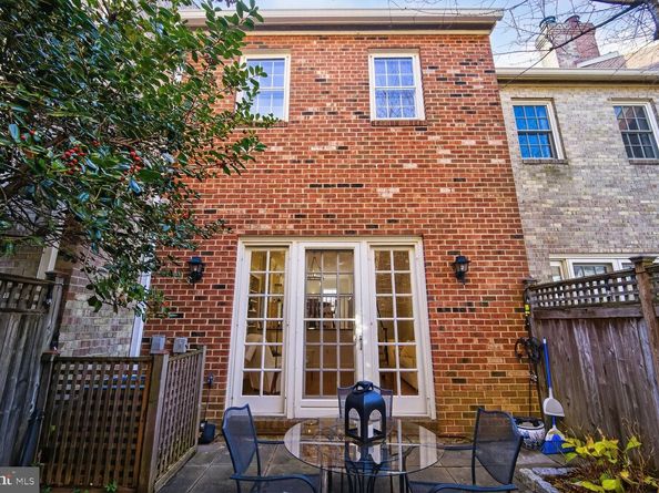 203 Princess Street, Alexandria VA 22314