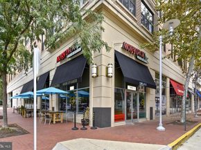 7592 Lakeside Village Drive, Falls Church VA 22042