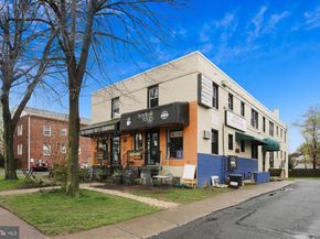 7592 Lakeside Village Drive, Falls Church VA 22042