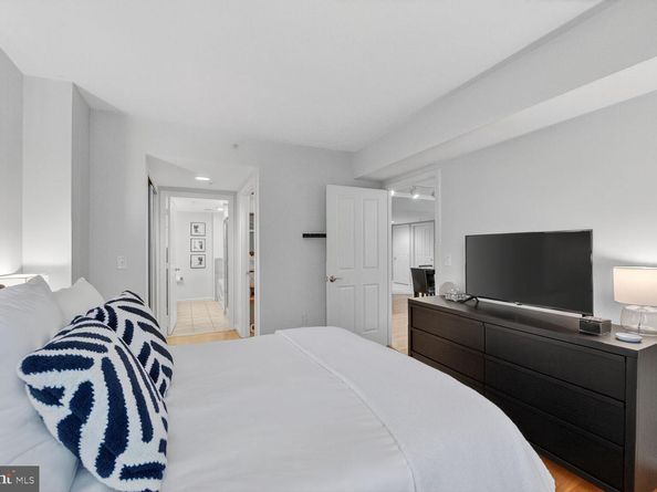 2220 Fairfax Drive 707, Arlington VA 22201